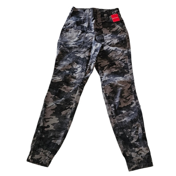 Spanx Stretch Twill Cargo Jogger - Picture 3 of 7